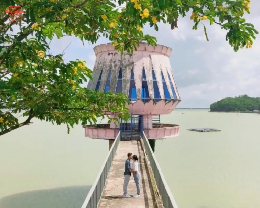 Hồ Dầu Tiếng - Tây Ninh